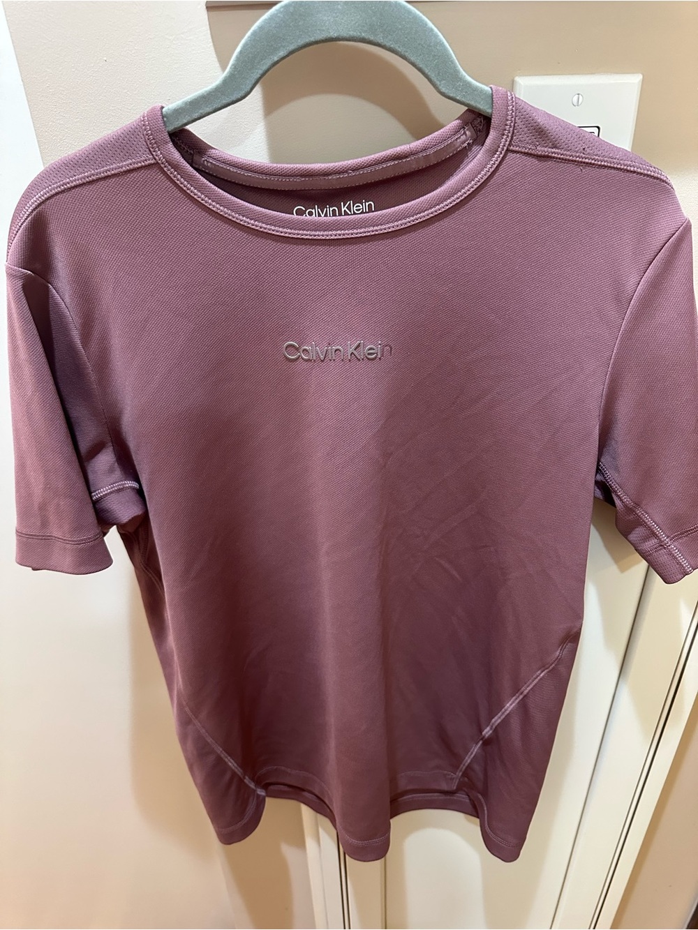 Calvin Klein Men’s Size S Logo Tee